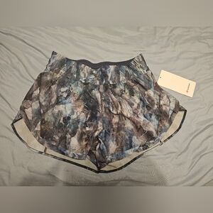 Lululemon Track That HR Shorts size 10